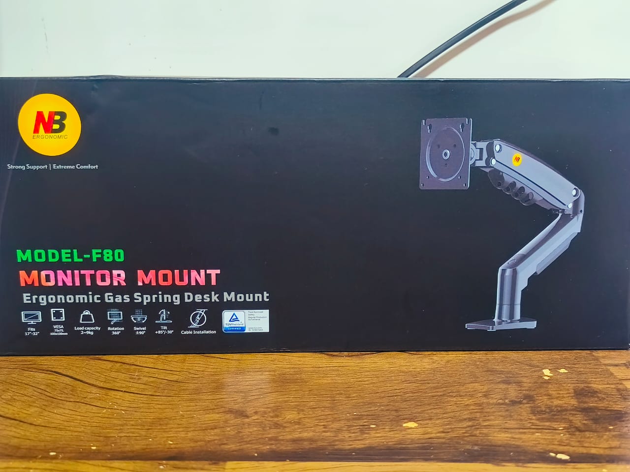 Suporte de Monitor NB F80